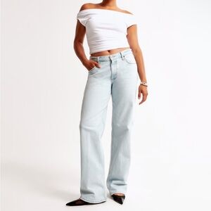 Abercrombie & Fitch The Baggy Low Rise Jeans